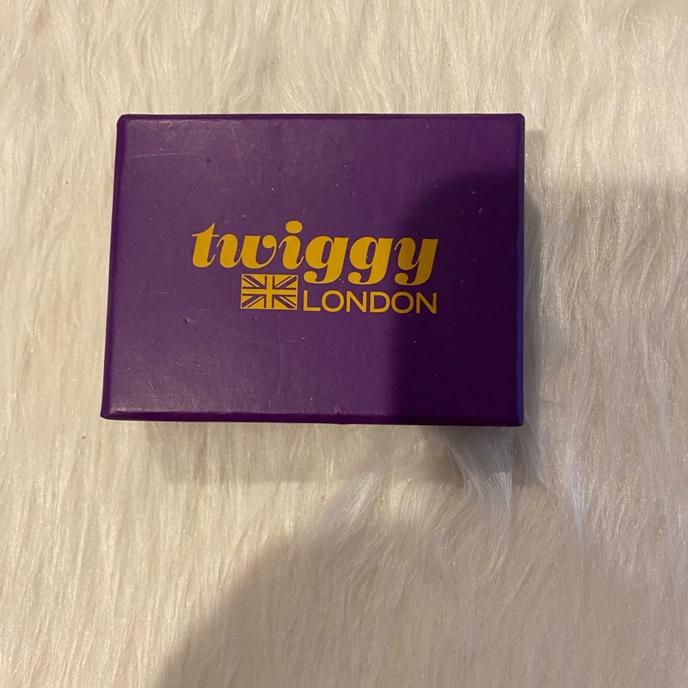 Twiggy London 5 Pc Keychain - Picture 3 of 3